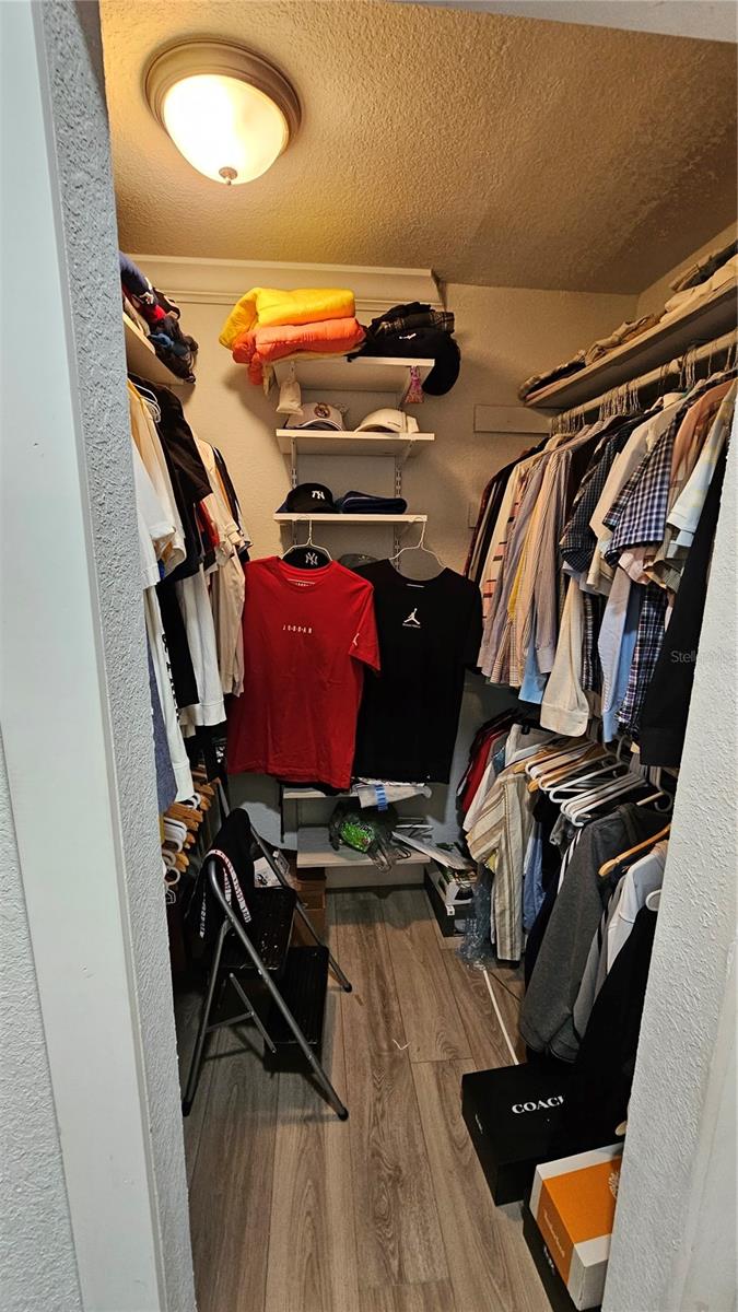 WINDMILL POINTE - Residential Lease