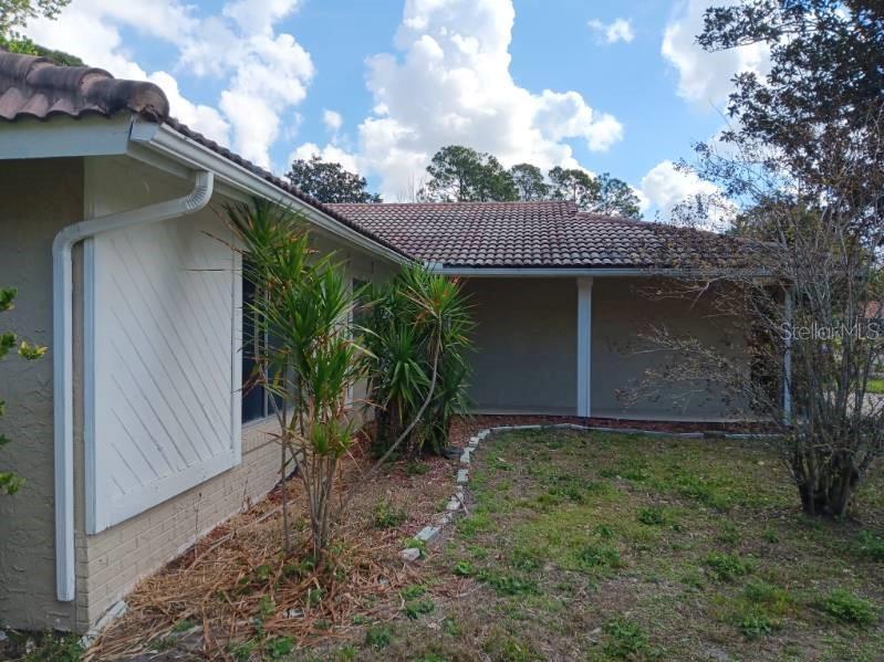 WINDMILL POINTE - Residential Lease