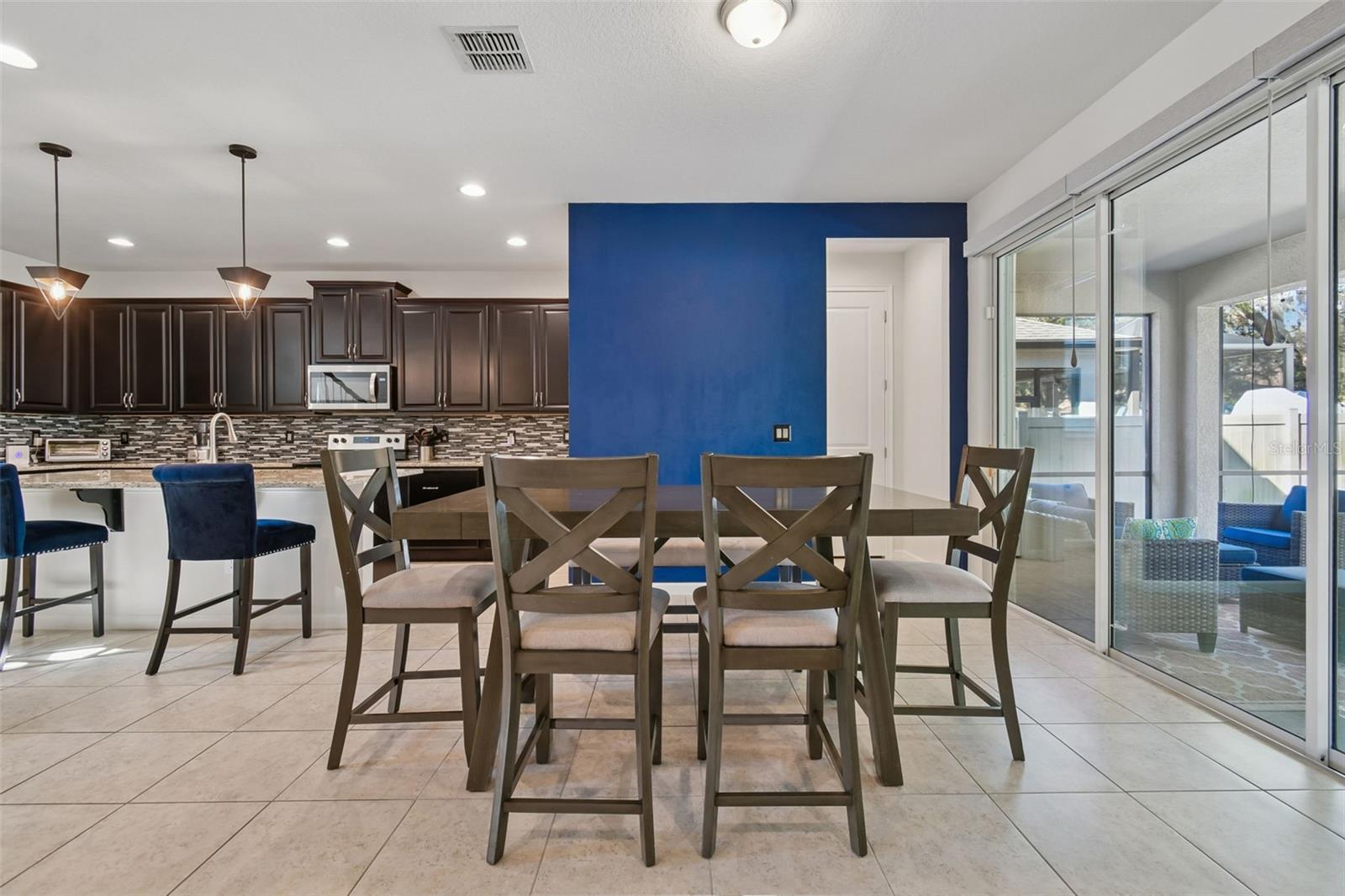 MEADOWGROVE - Residential