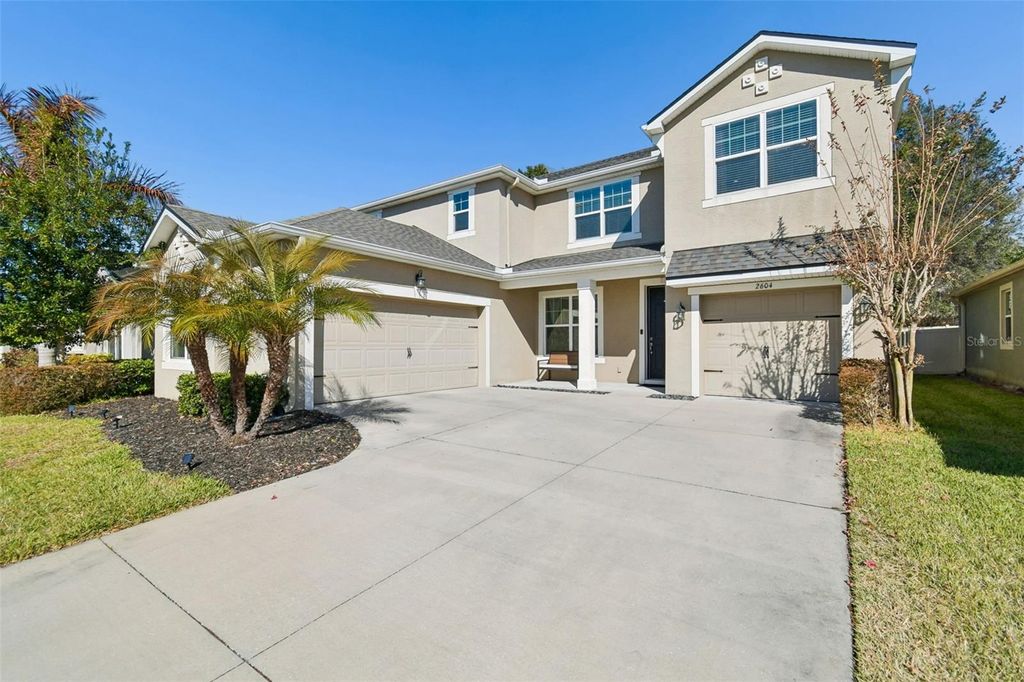 Photo of 2604 Valley Sunset Lane, Valrico, FL 33594 (MLS # TB8473138)