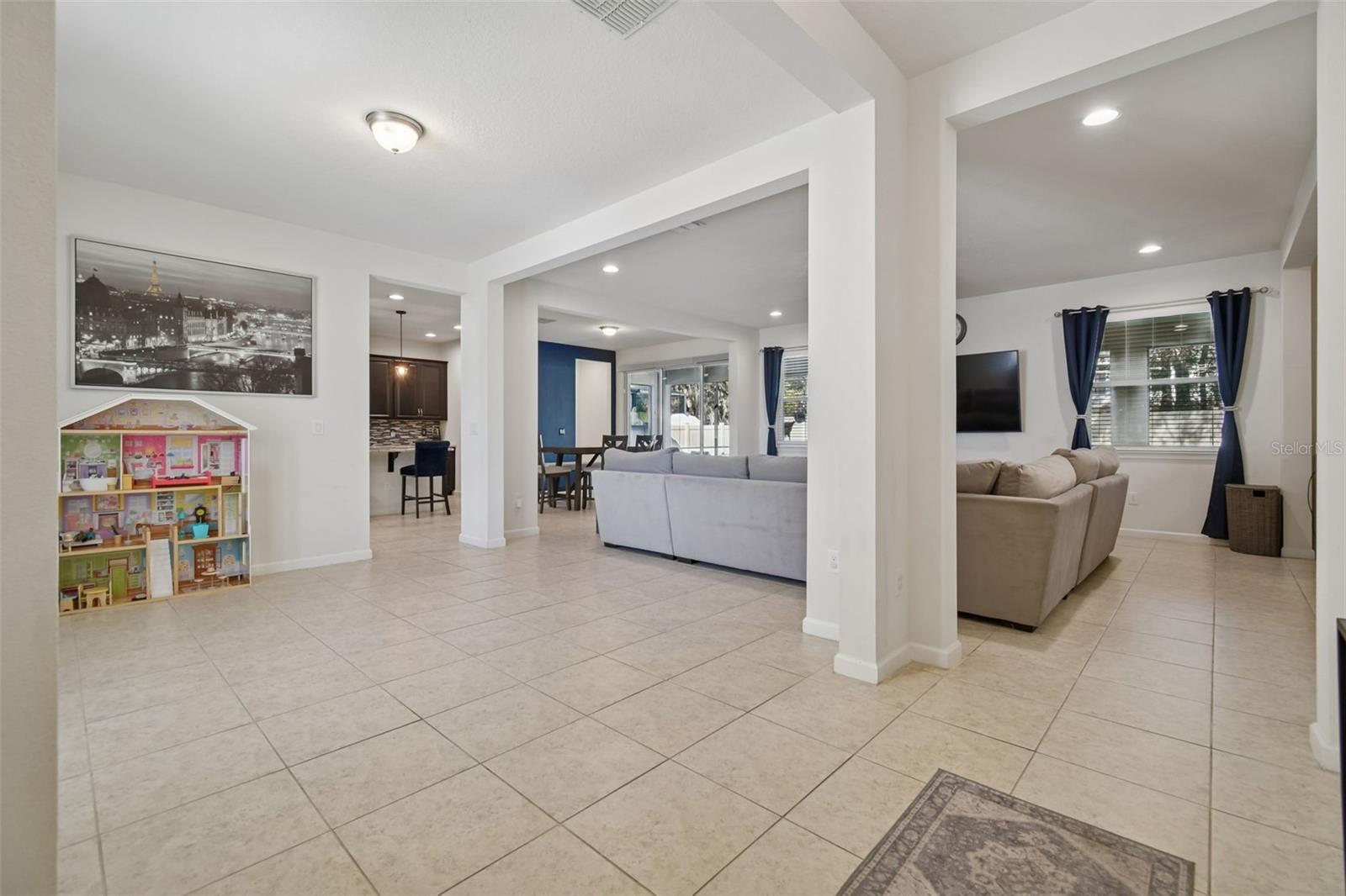 MEADOWGROVE - Residential