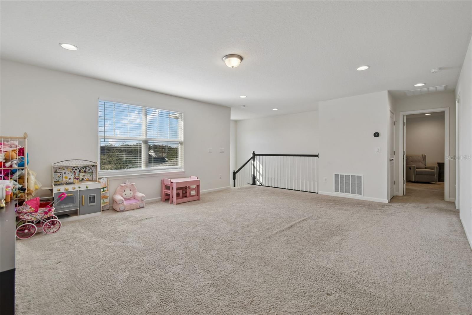 MEADOWGROVE - Residential