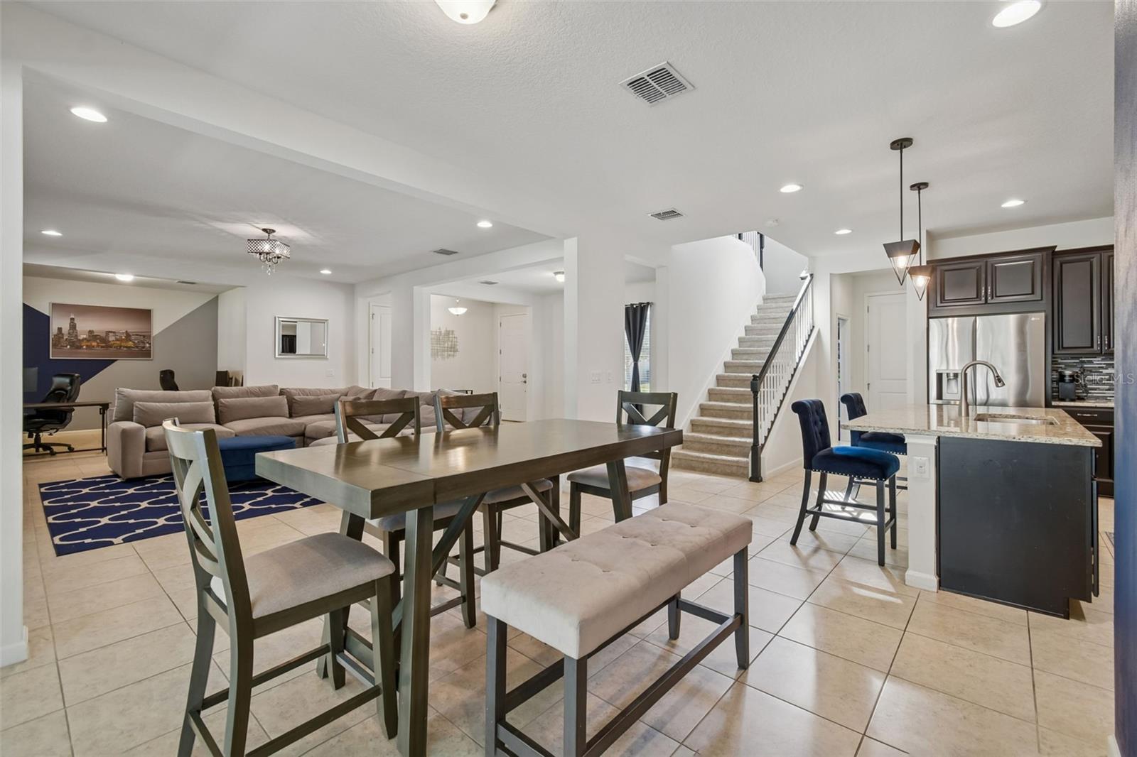 MEADOWGROVE - Residential