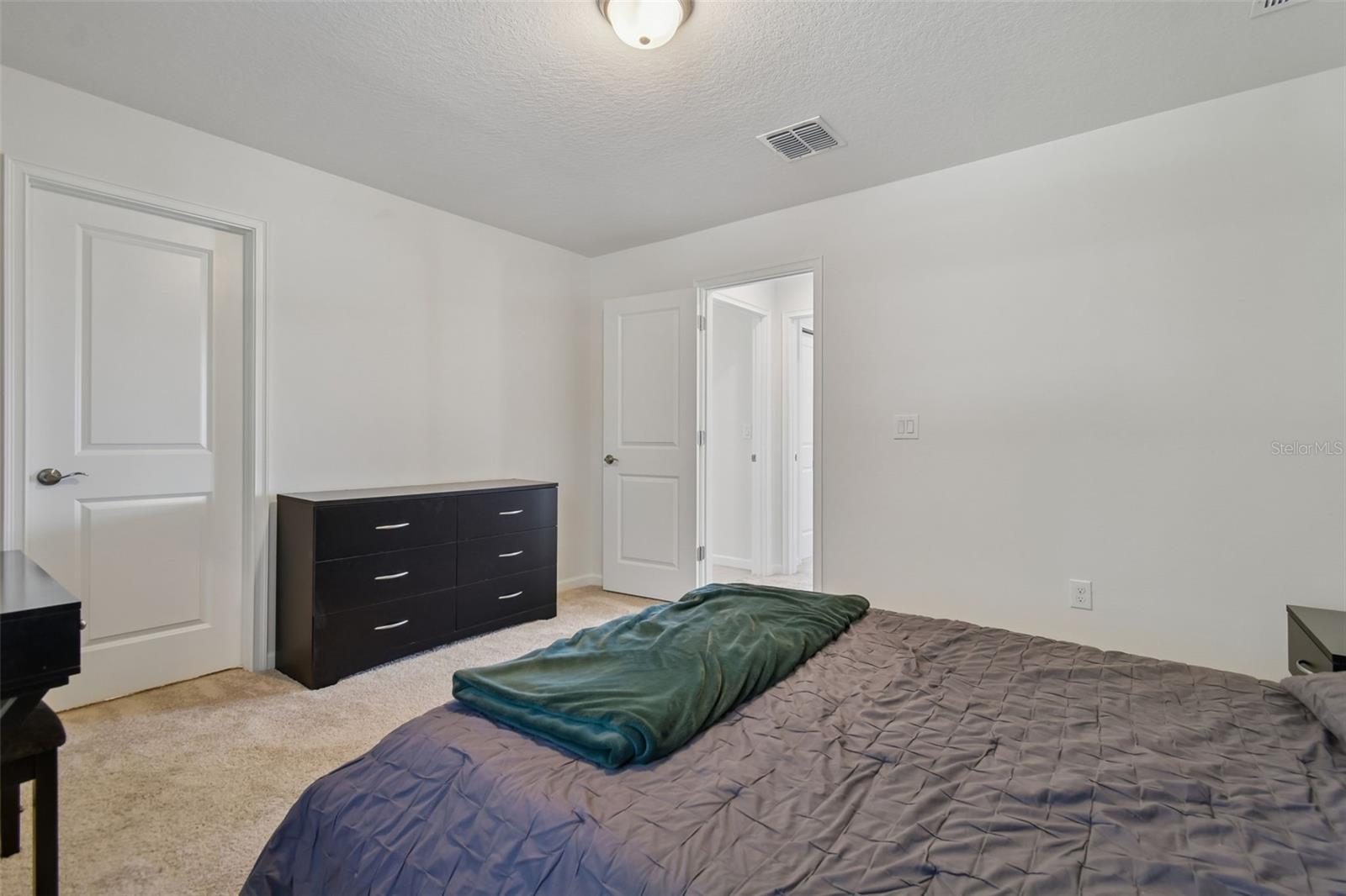 MEADOWGROVE - Residential