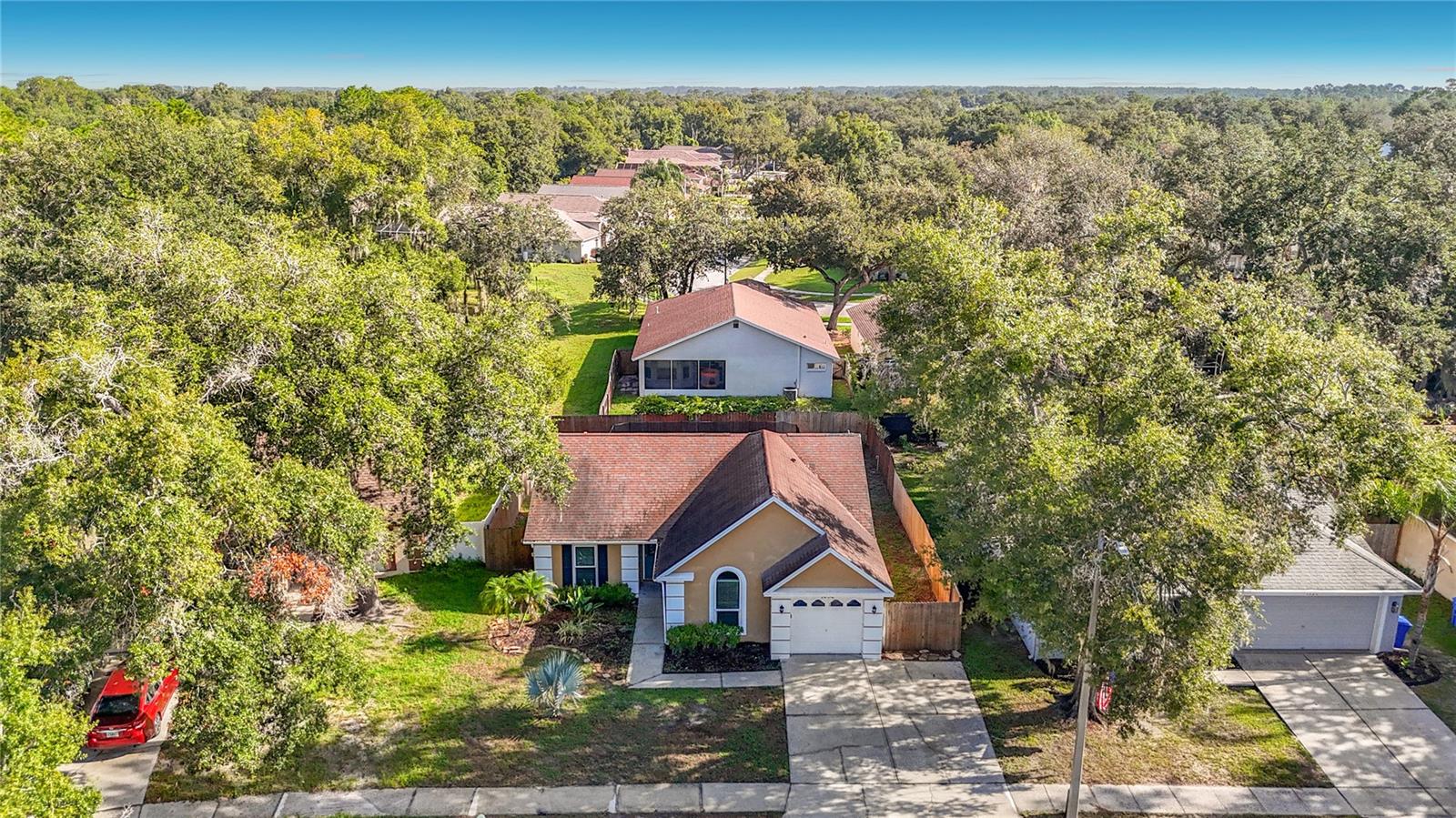 1032 HARDWOOD DRIVE