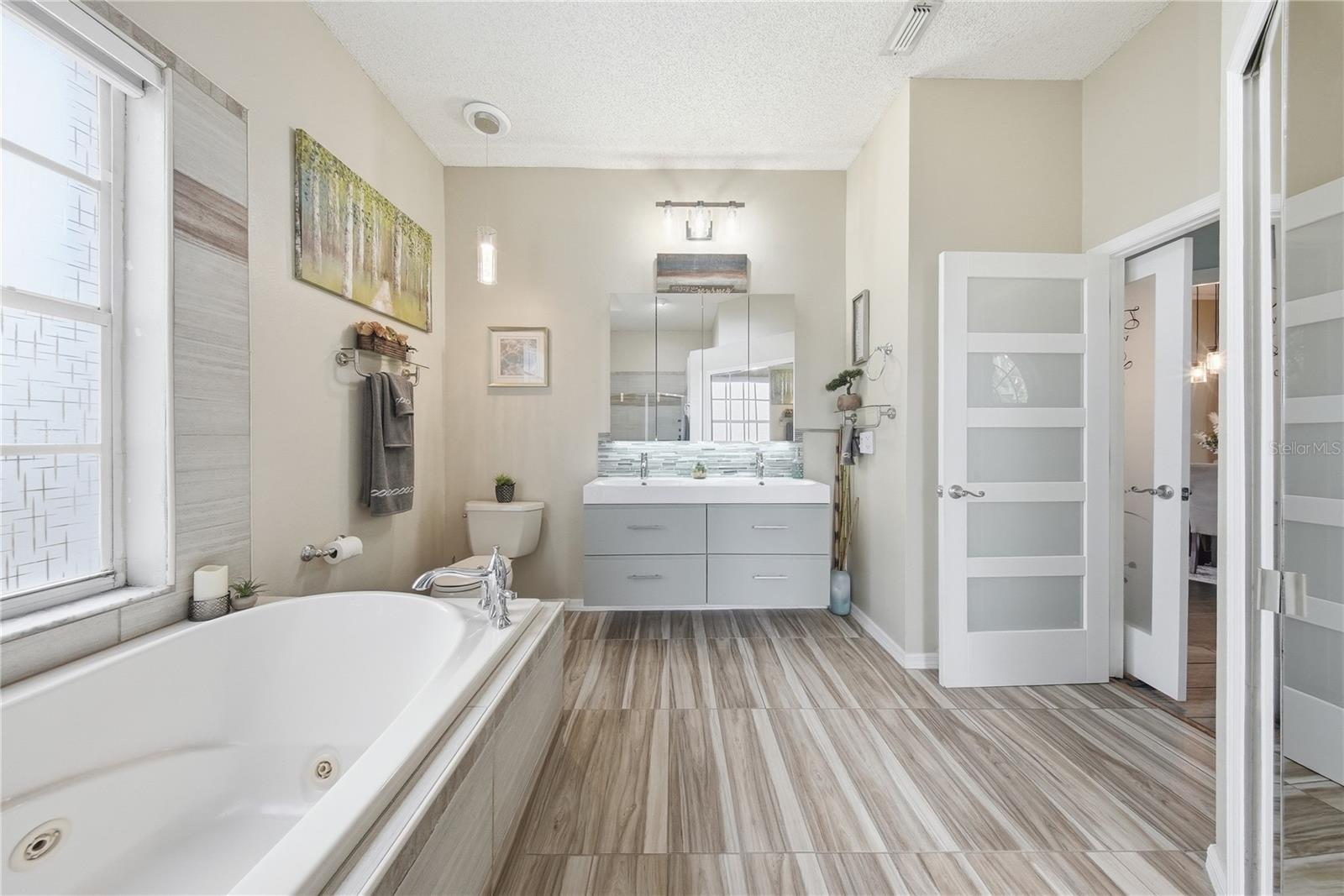 BLOOMINGDALE SEC BB PH - Residential