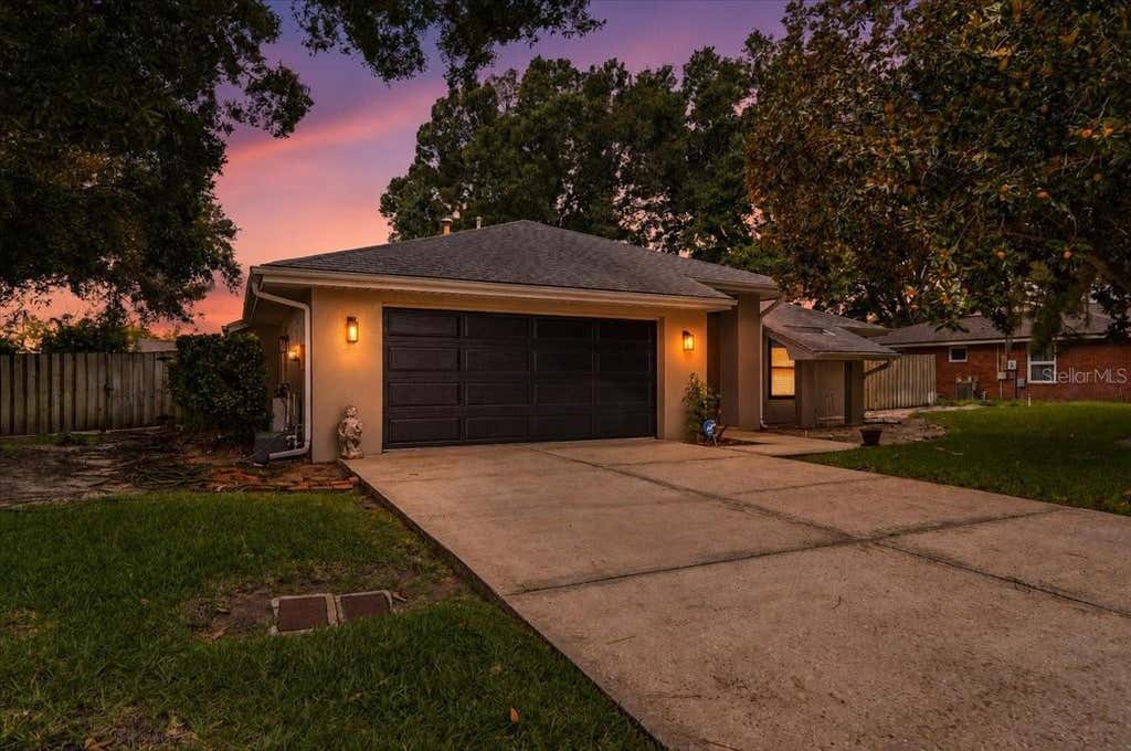 Photo of 238 College Grove Circle NE, Winter Haven, FL 33881 (MLS # P4939455)