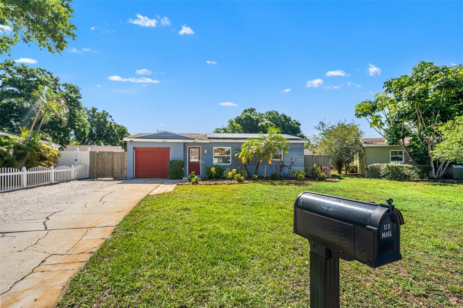 KENNETH CITY - Residential