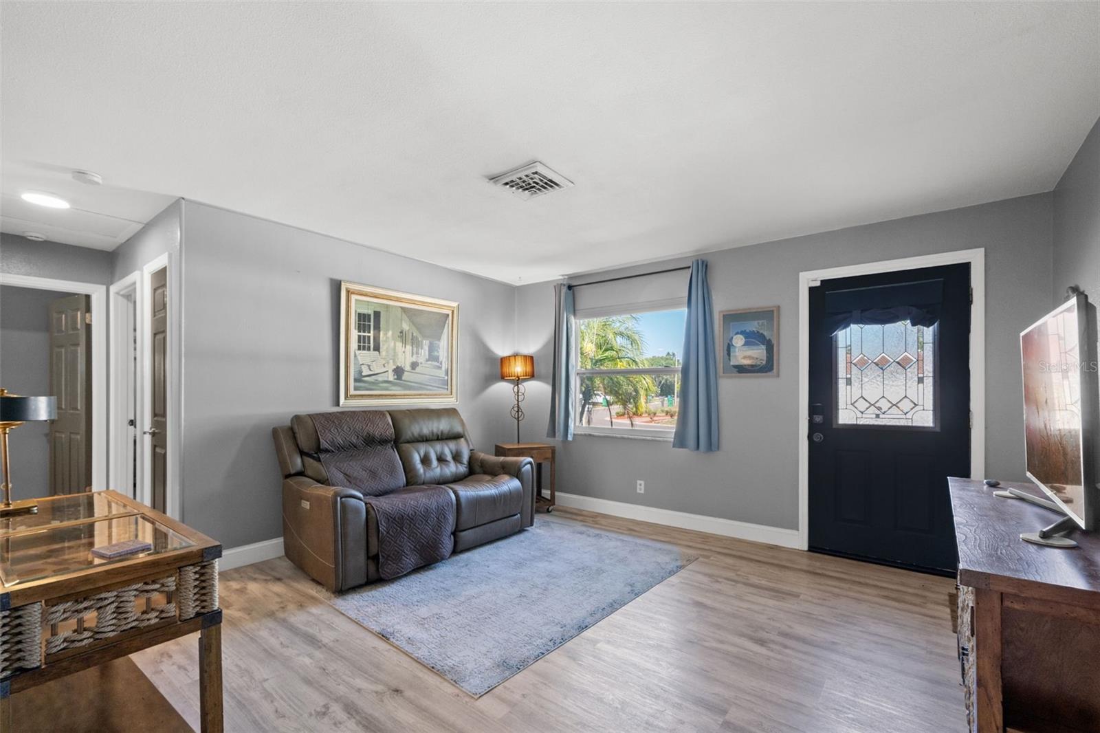 KENNETH CITY - Residential