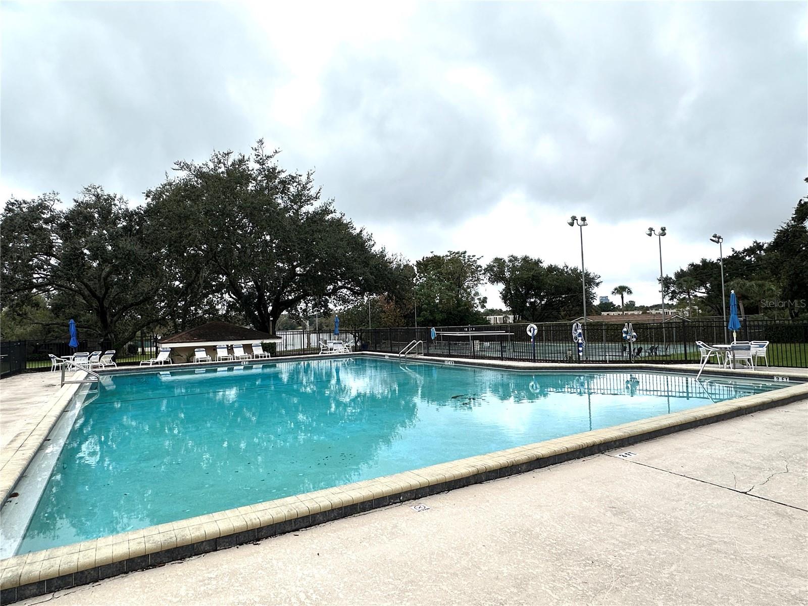 OAK HARBOUR SEC 3 A CONDO - Residential