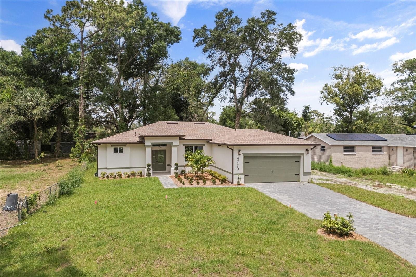 4770 DRUMMOND LANE