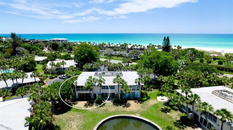 A home in LONGBOAT KEY