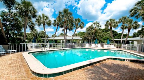 A home in LONGBOAT KEY