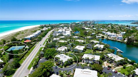 A home in LONGBOAT KEY