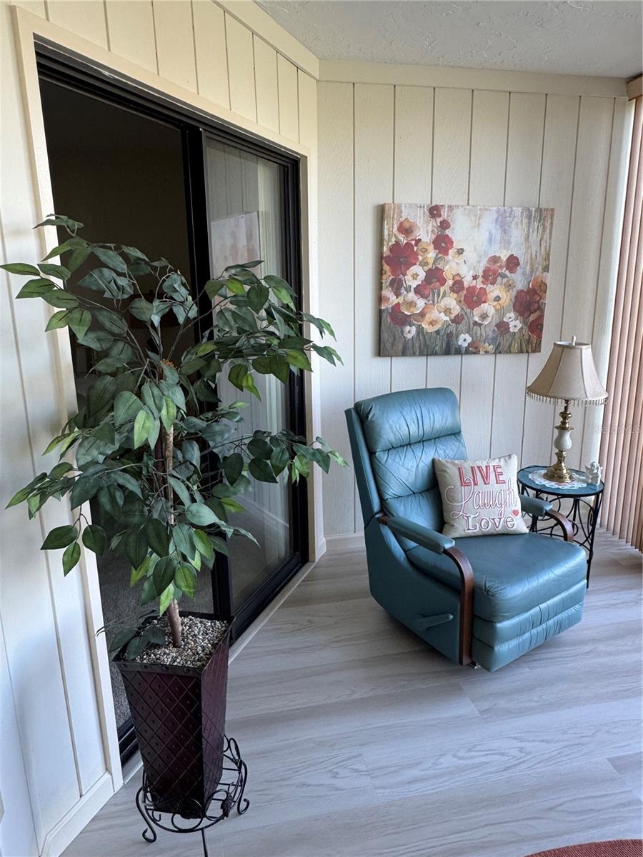 VALENCIA GARDEN III - Residential