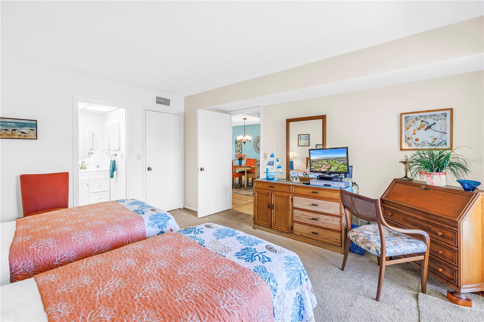 VALENCIA GARDEN III - Residential