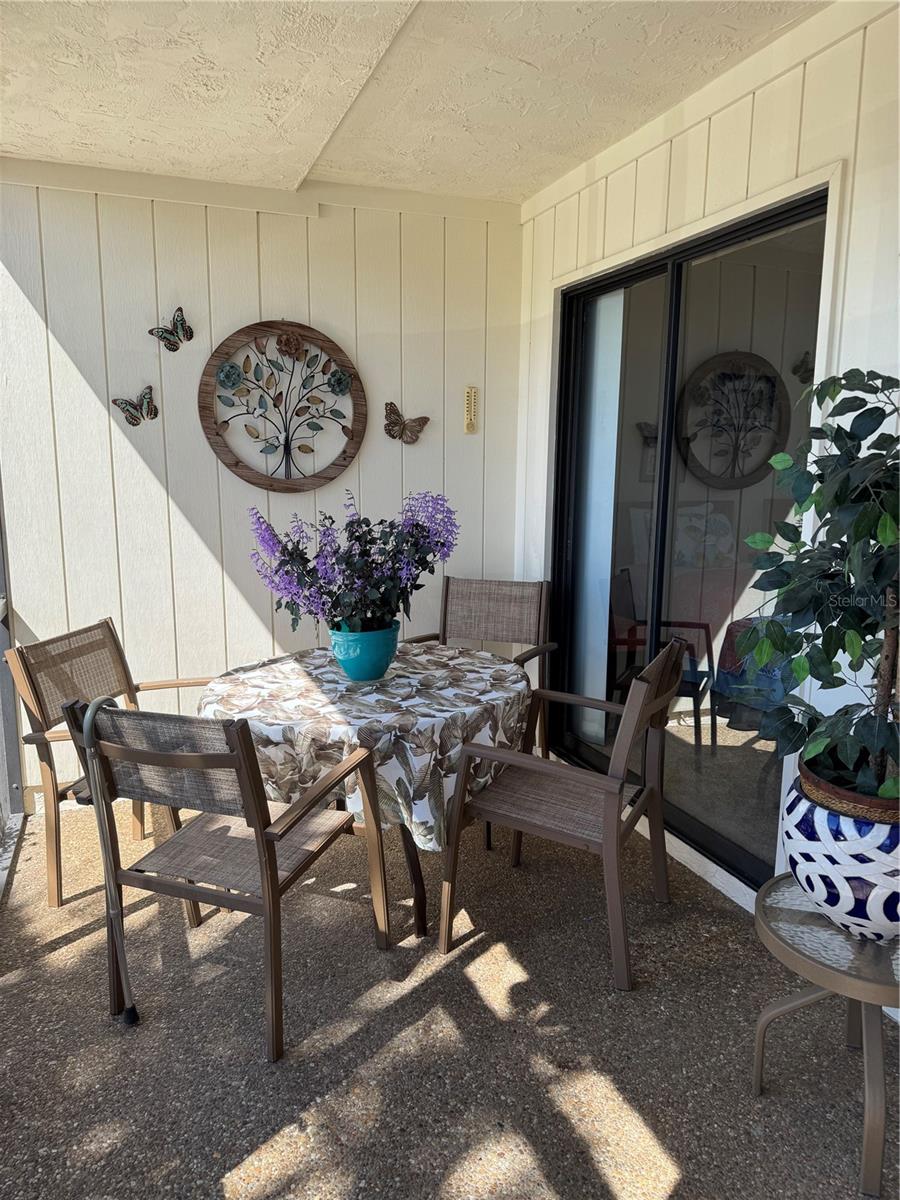 VALENCIA GARDEN III - Residential