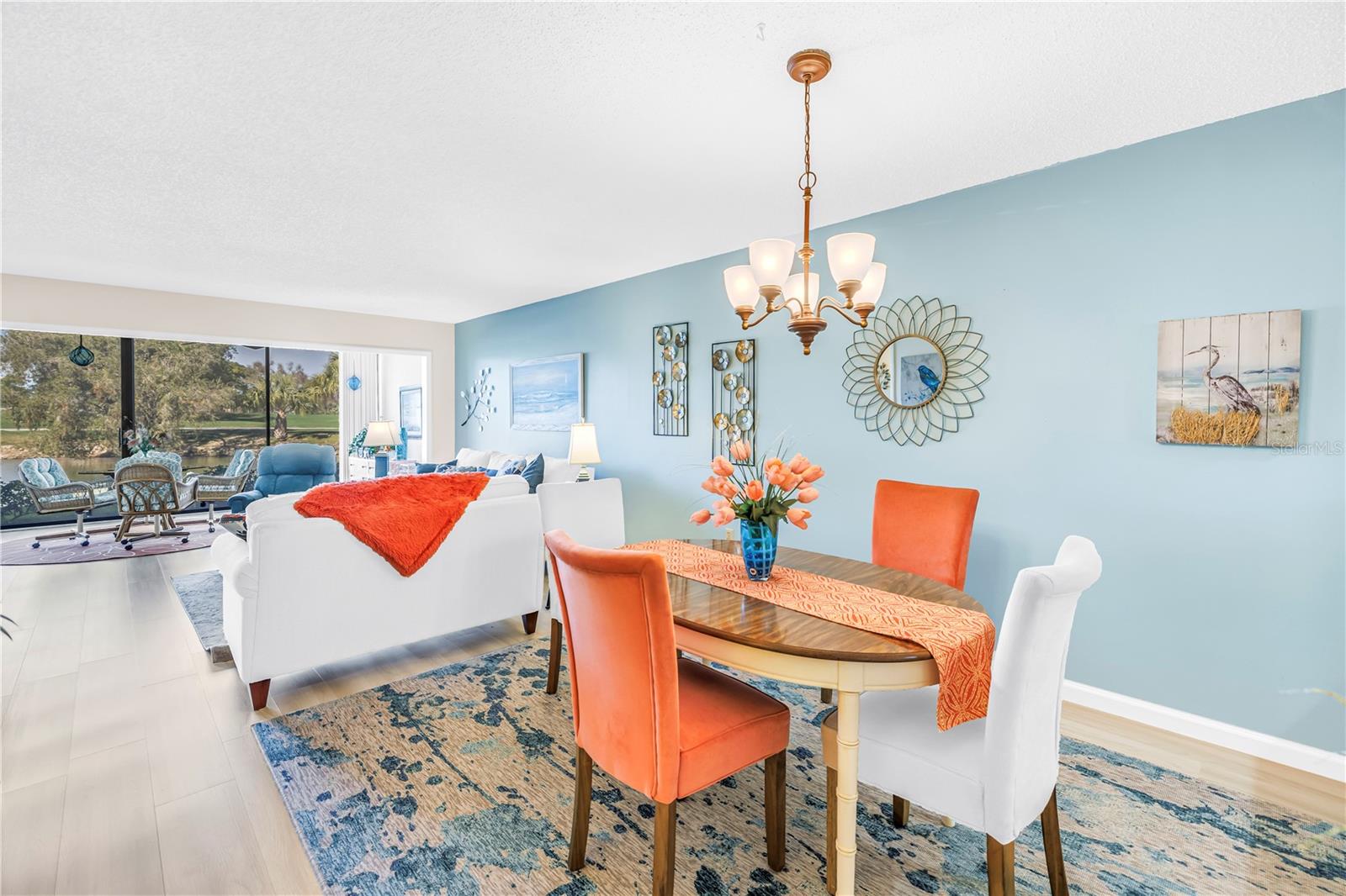 VALENCIA GARDEN III - Residential