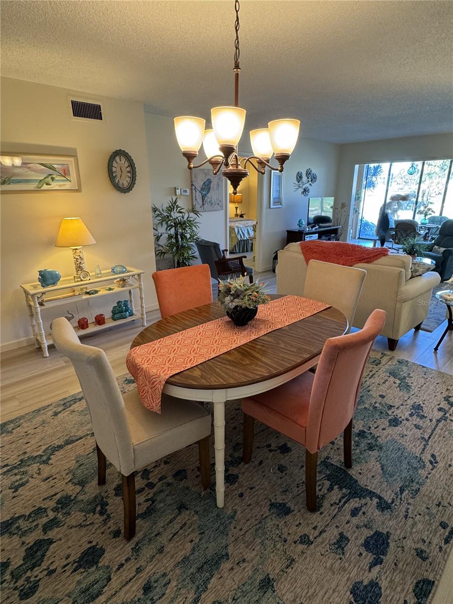 VALENCIA GARDEN III - Residential