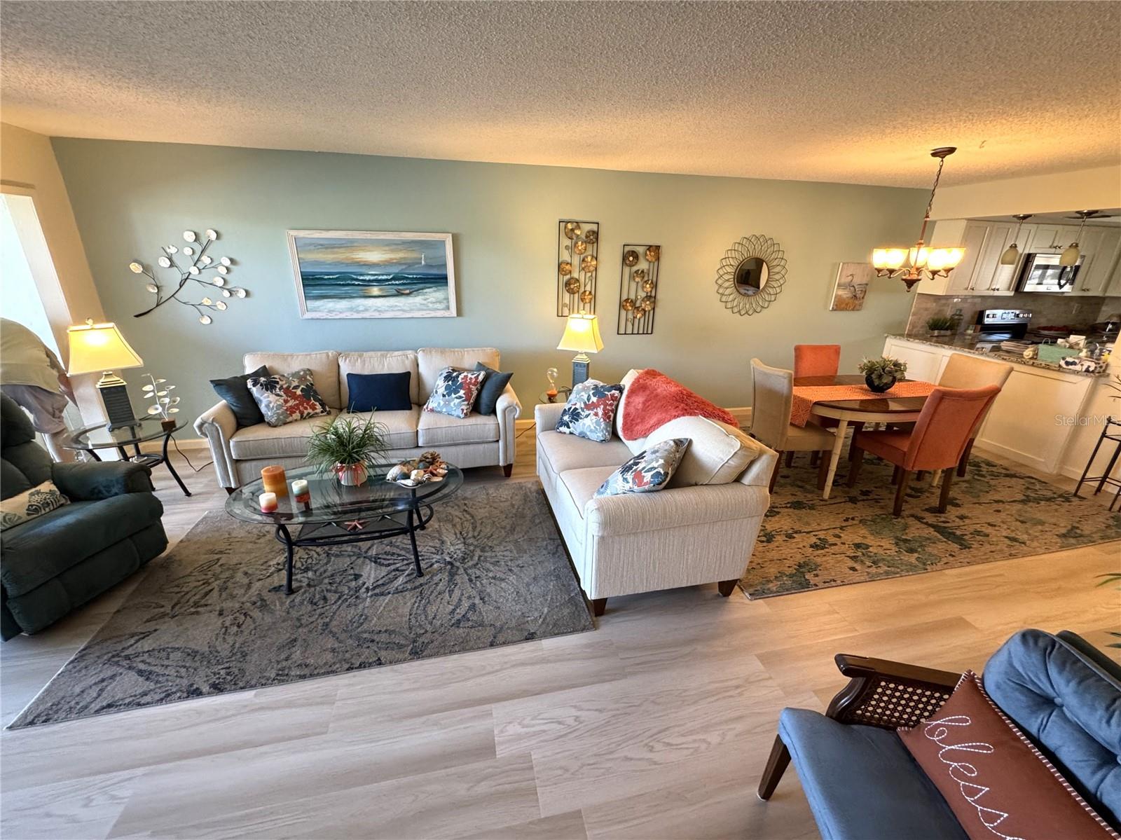 VALENCIA GARDEN III - Residential