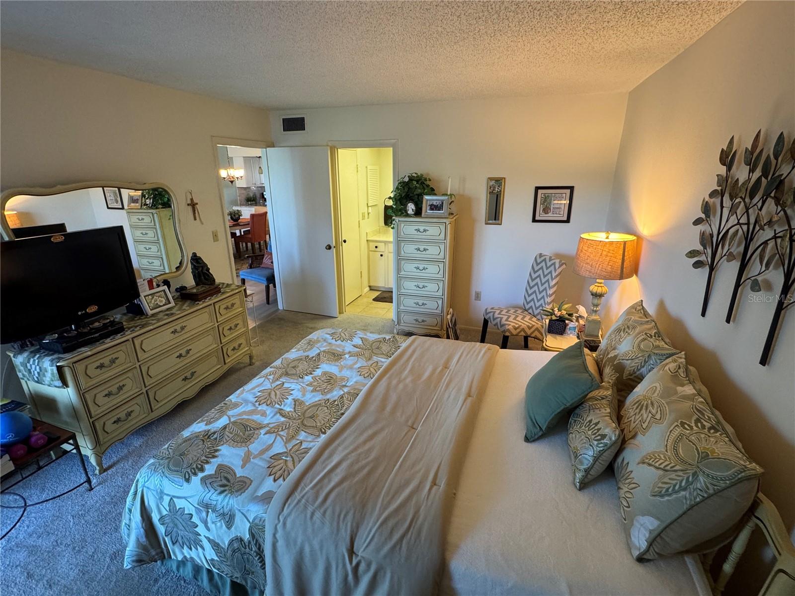 VALENCIA GARDEN III - Residential