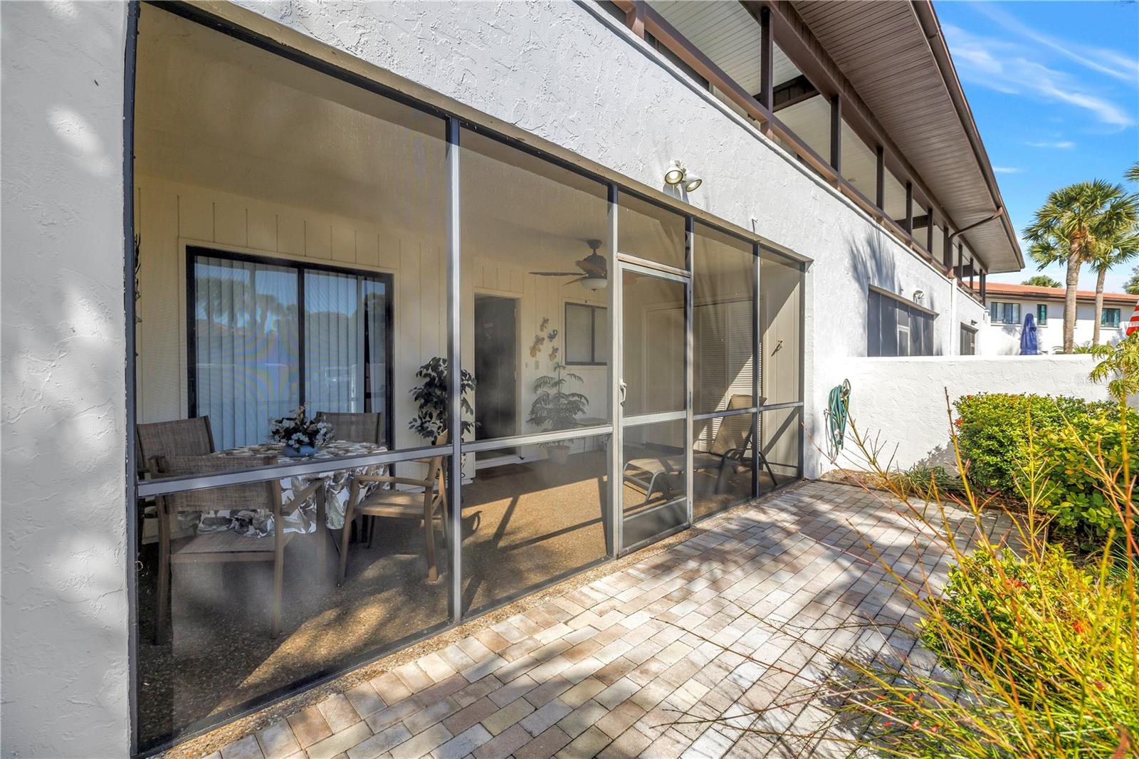 VALENCIA GARDEN III - Residential