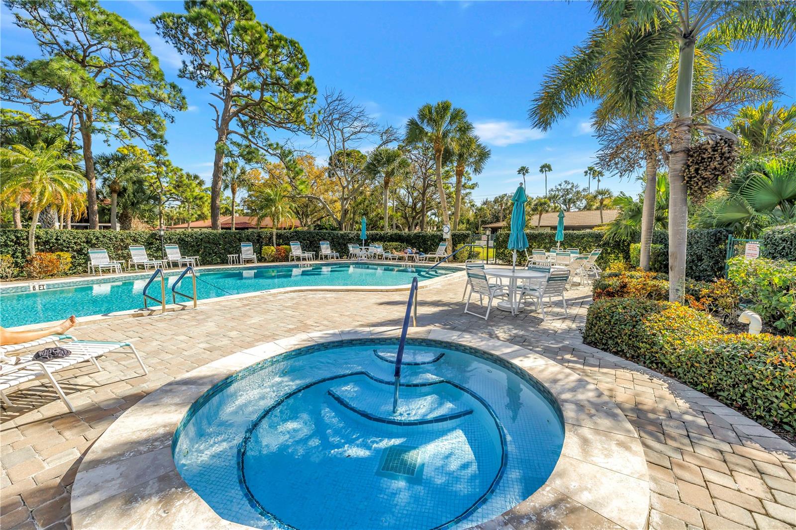 VALENCIA GARDEN III - Residential