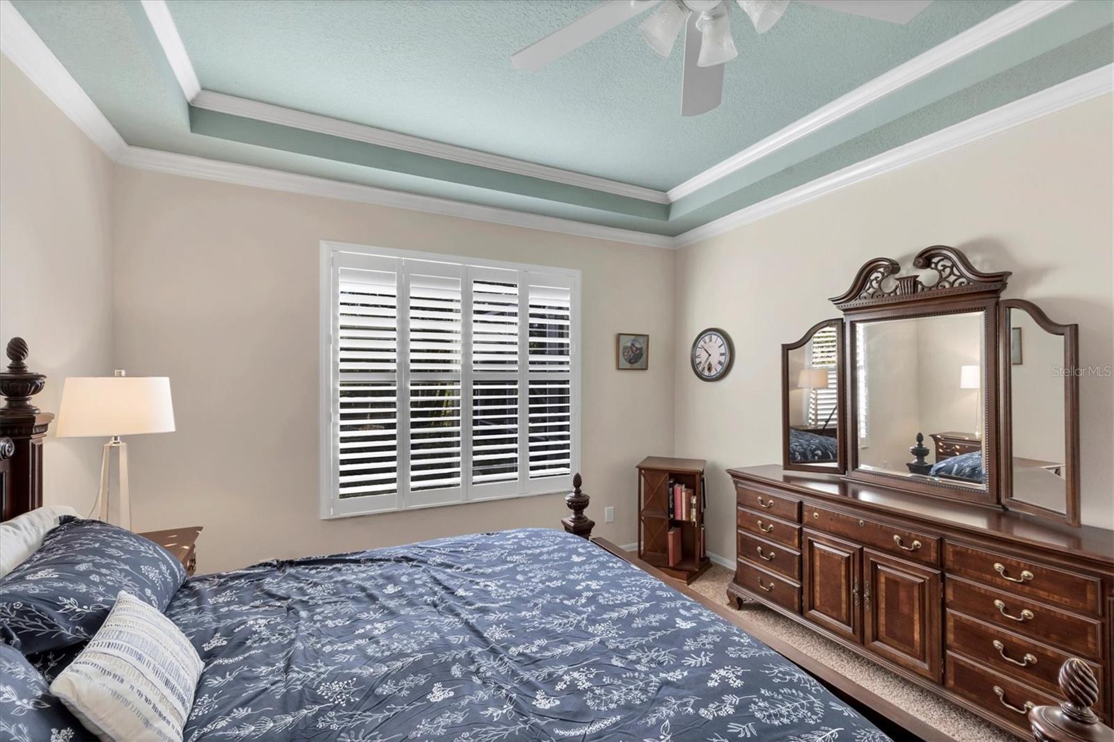 PELICAN POINTE GOLF & COUNTRY CLUB - Residential