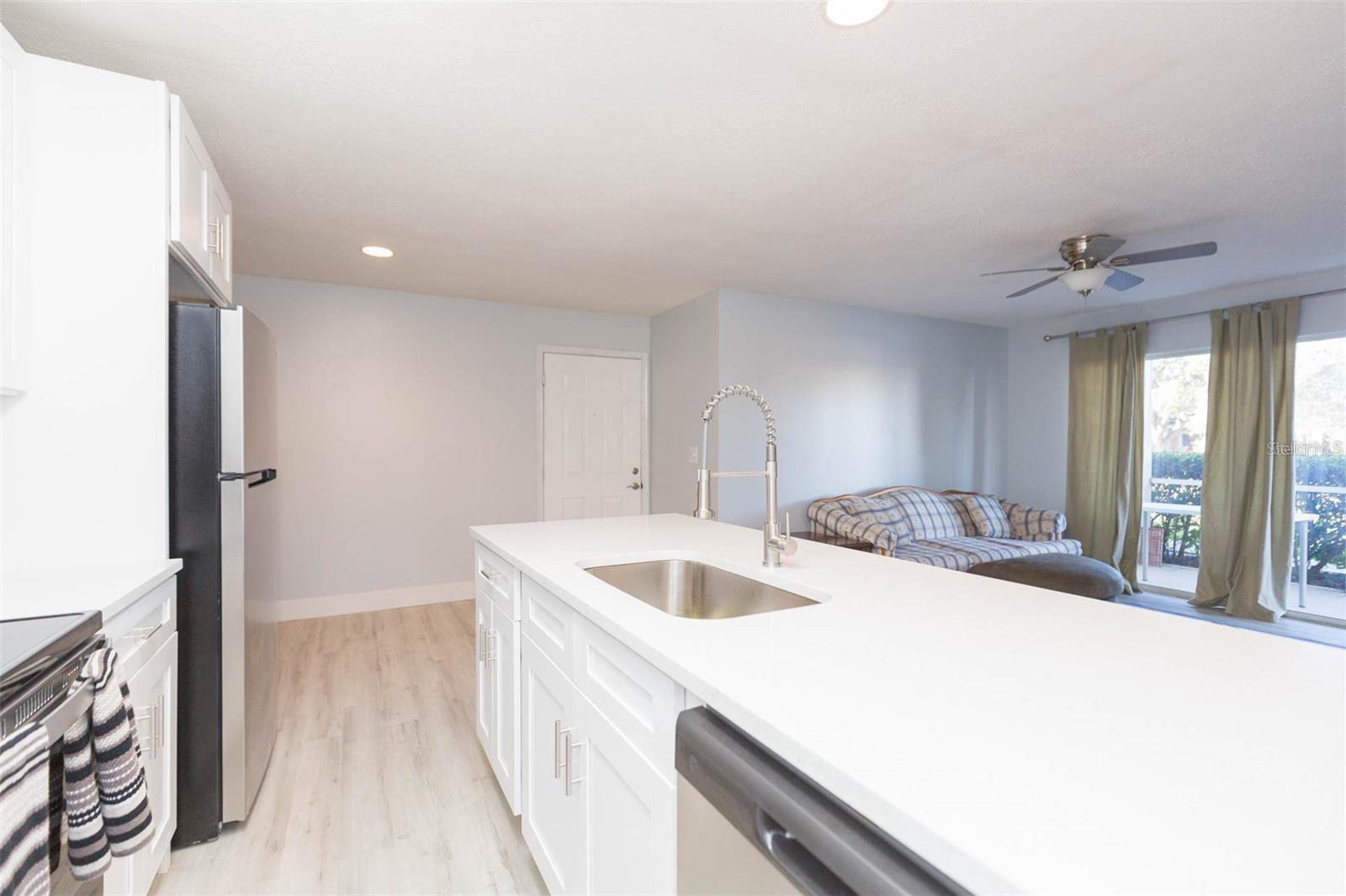 THE LANDINGS OF TAMPA A CONDOM - Residential