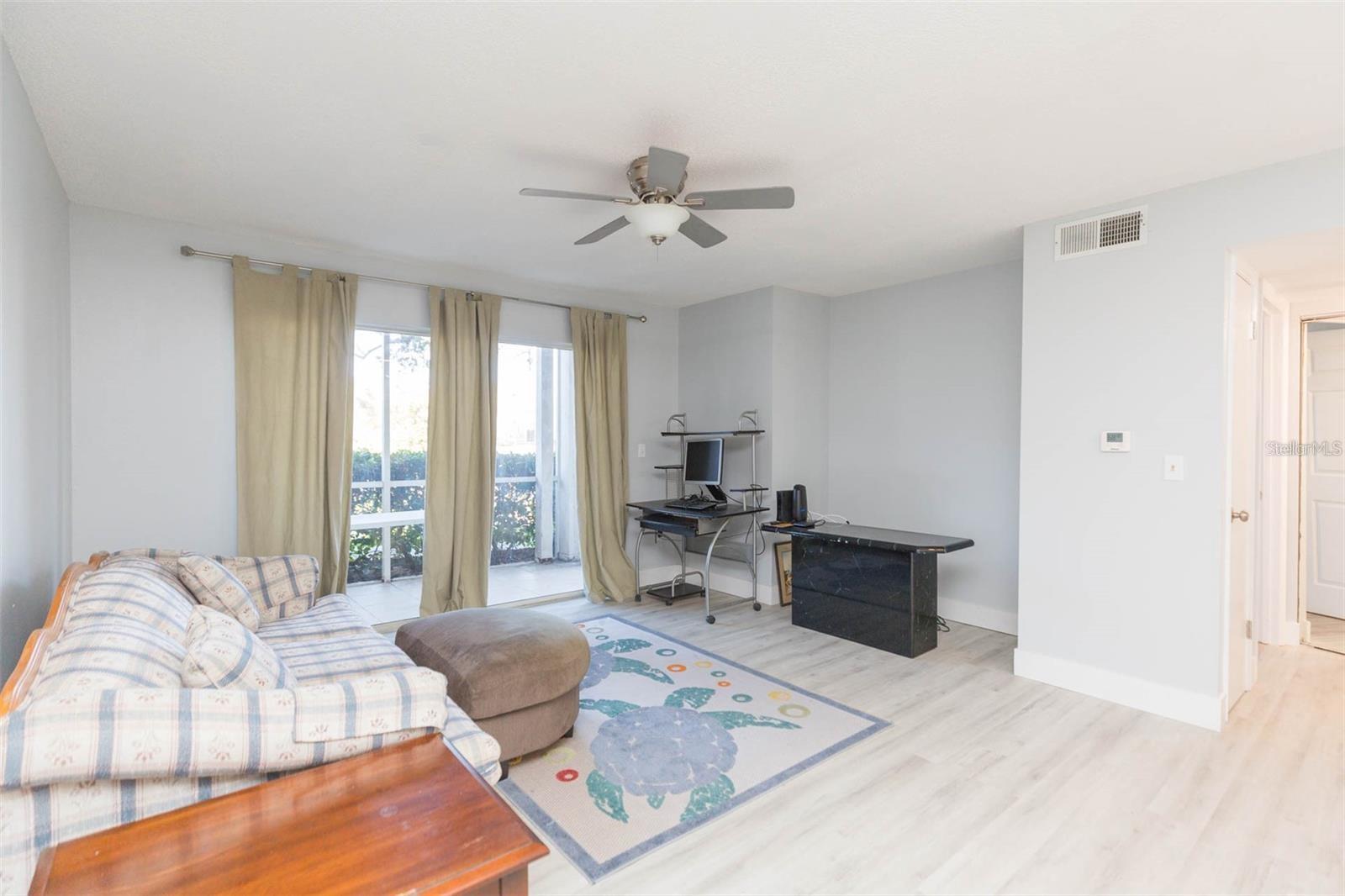 THE LANDINGS OF TAMPA A CONDOM - Residential