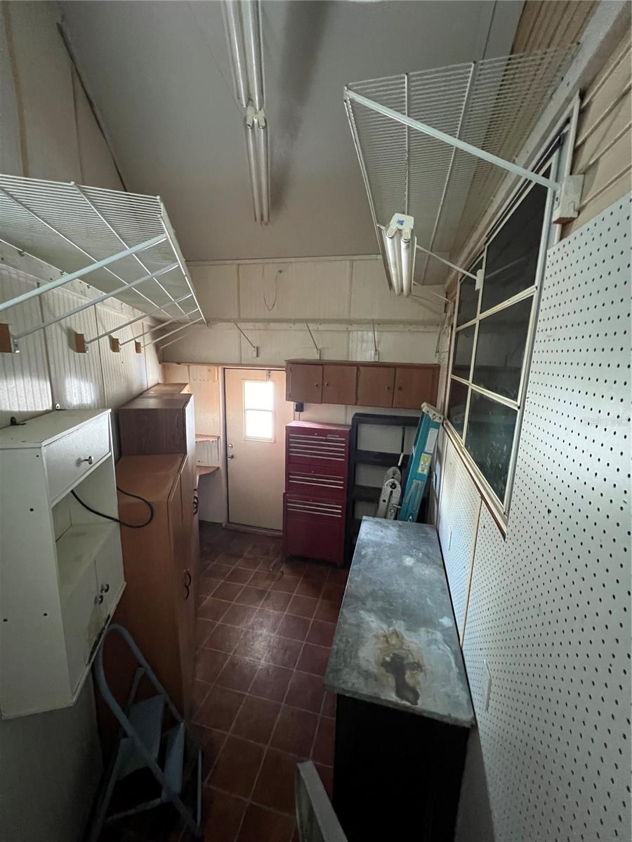 ANCIENT OAKS R V RESIDENCE V - Residential