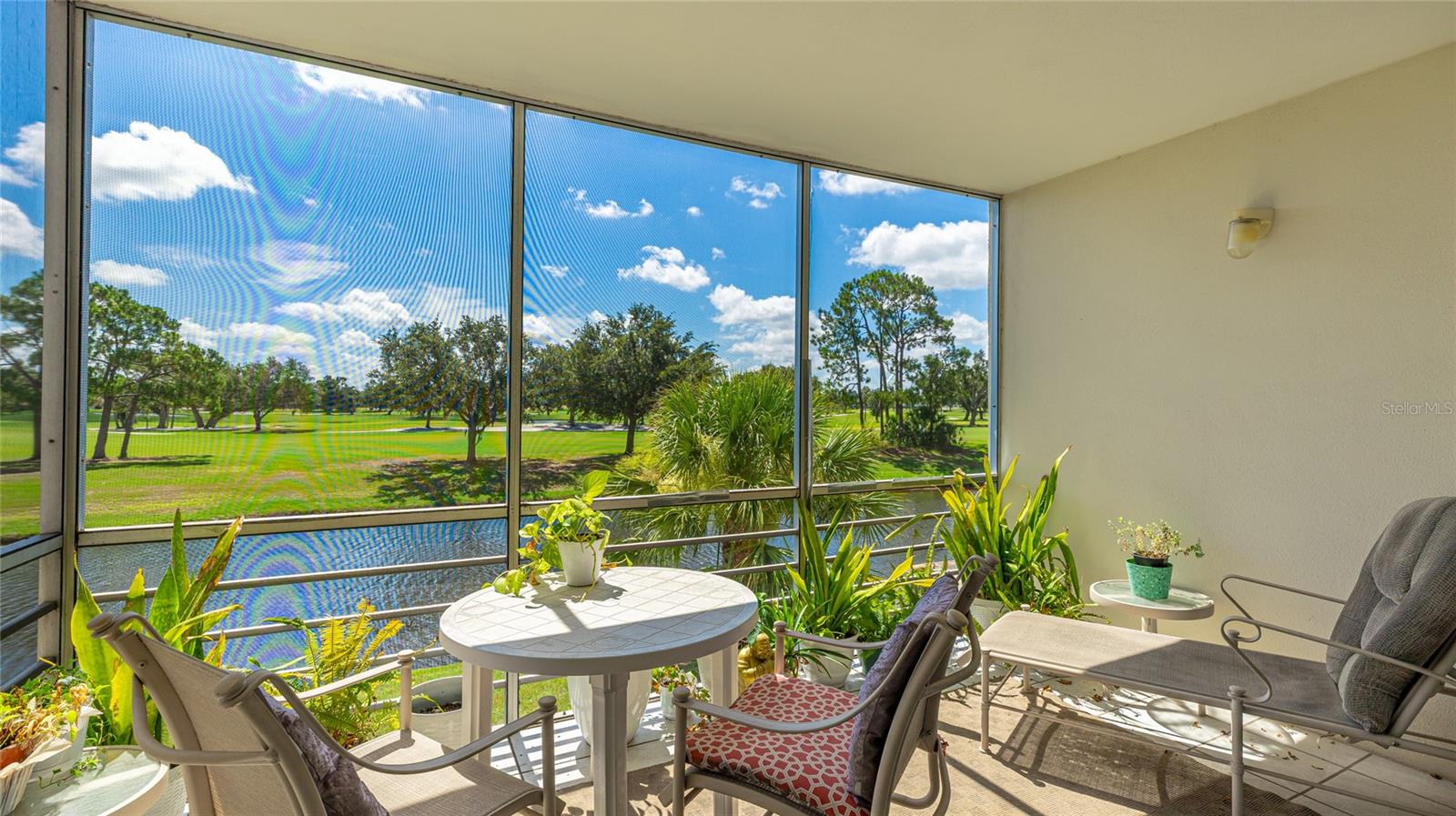 NO 1 PALM-AIRE DESOTO LAKES CC APT CONDO - Residential