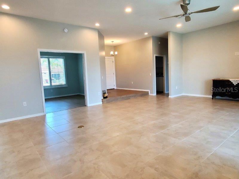 PUNTA GORDA ISLES SEC 05 - Residential Lease