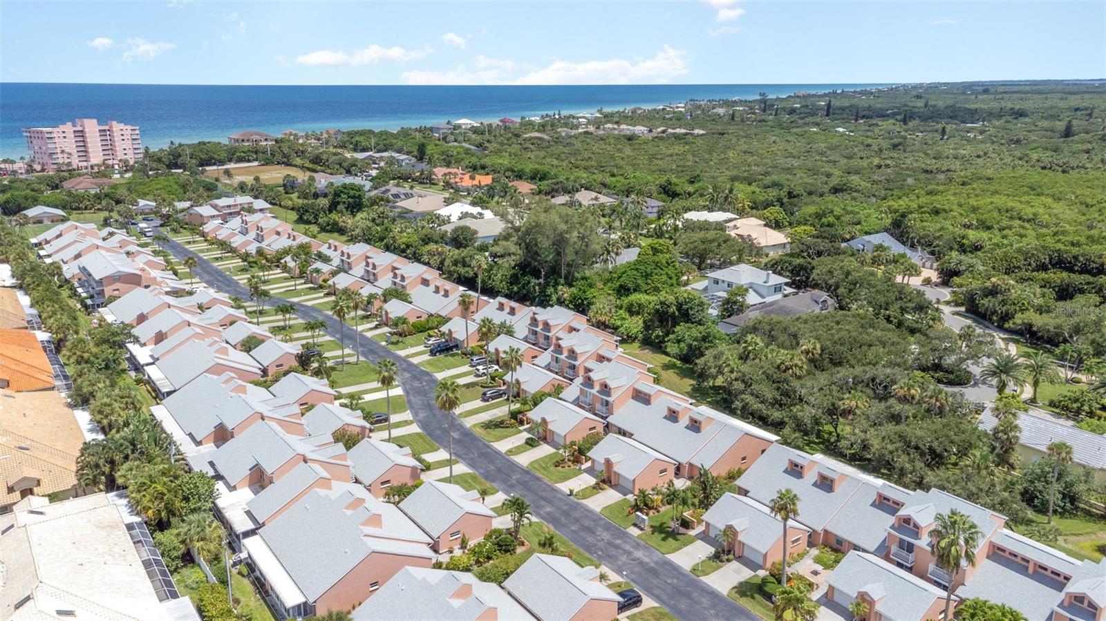 LIGHTHOUSE CONDO PH 03 - Residential