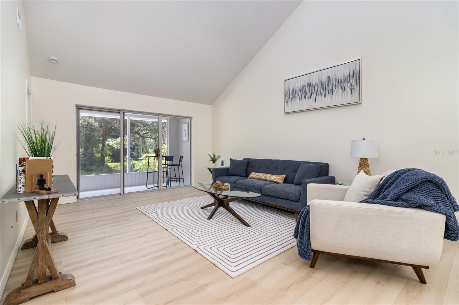 LIGHTHOUSE CONDO PH 03 - Residential