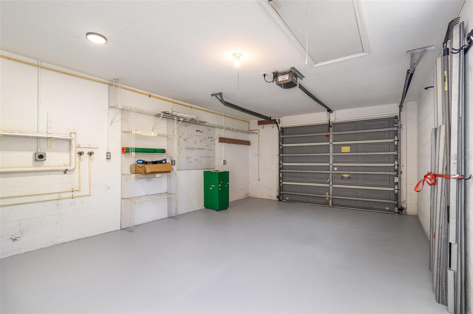 LIGHTHOUSE CONDO PH 03 - Residential