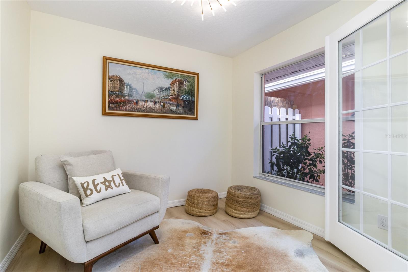 LIGHTHOUSE CONDO PH 03 - Residential