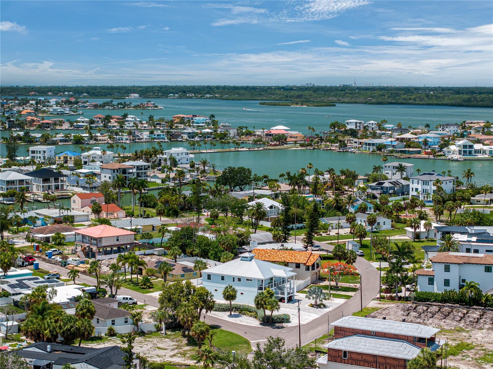 LONE PALM BEACH 2ND ADD - Residential