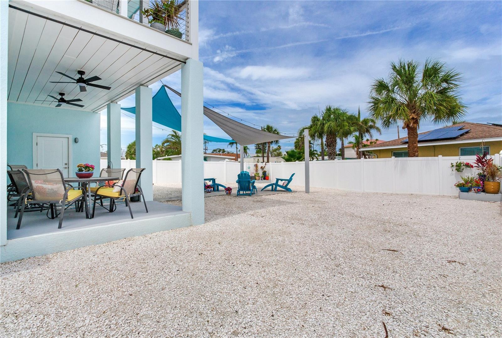 LONE PALM BEACH 2ND ADD - Residential