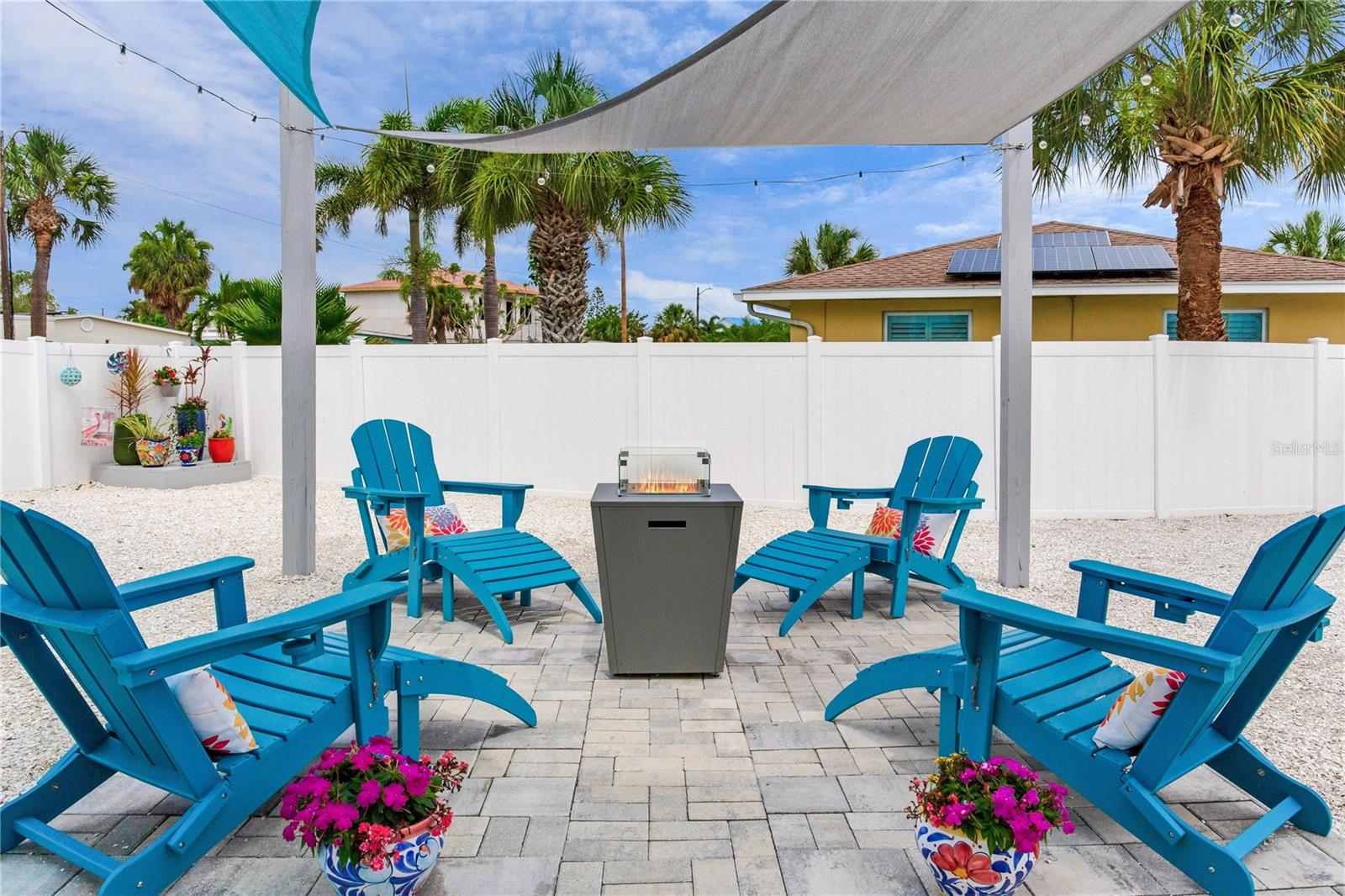 LONE PALM BEACH 2ND ADD - Residential