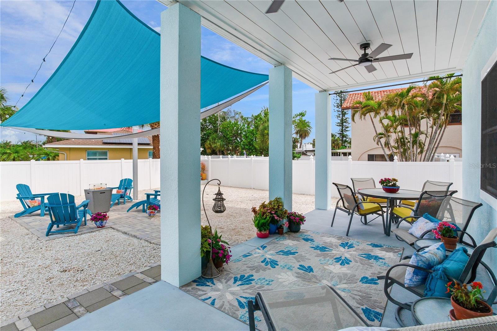 LONE PALM BEACH 2ND ADD - Residential