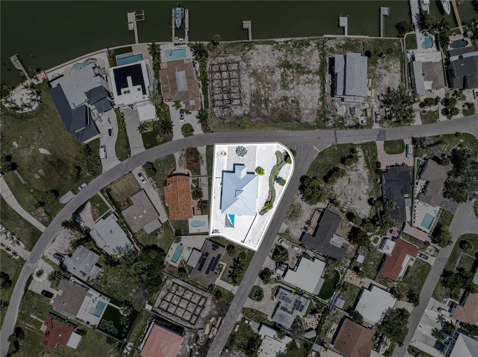 LONE PALM BEACH 2ND ADD - Residential