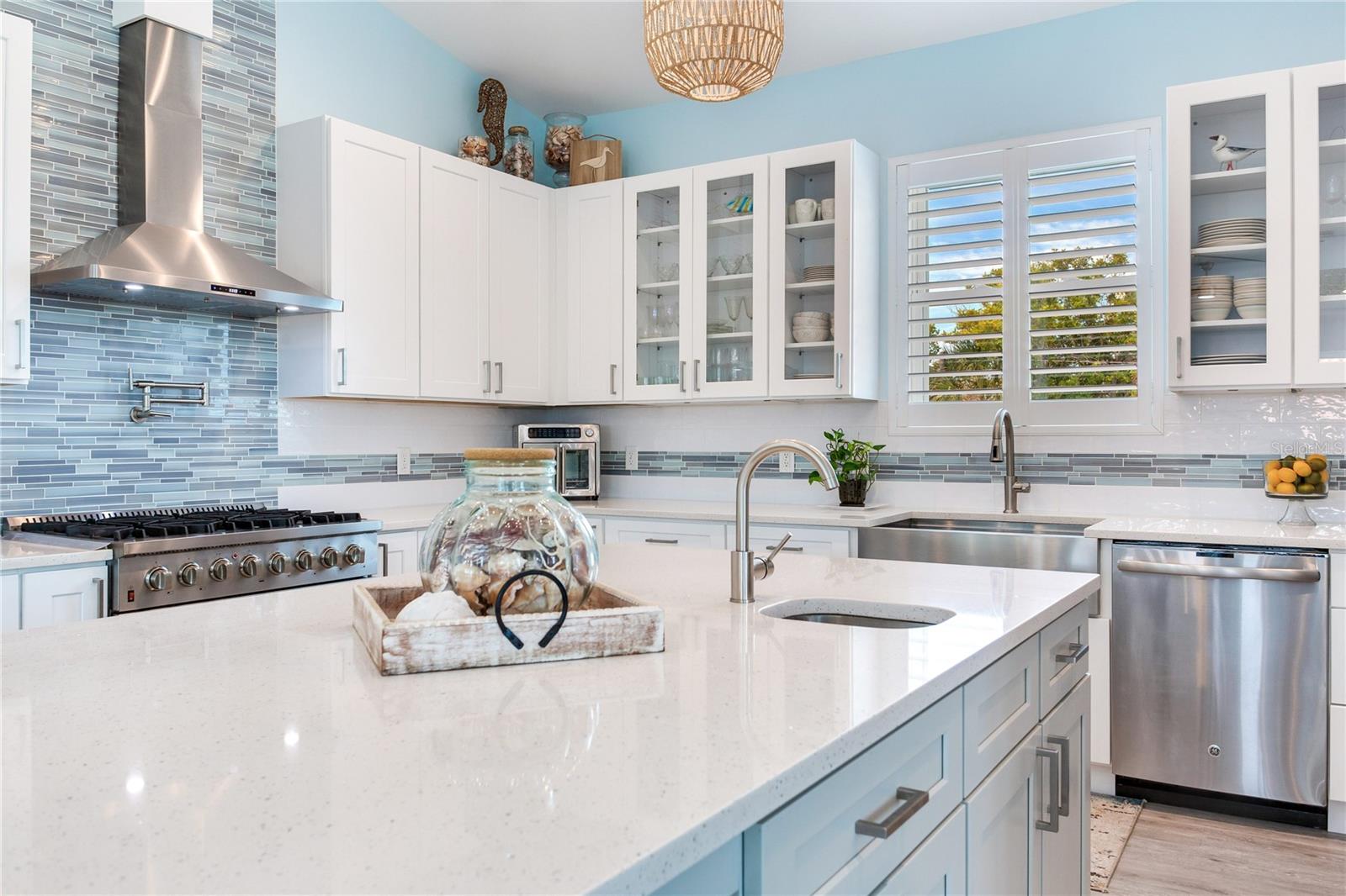LONE PALM BEACH 2ND ADD - Residential