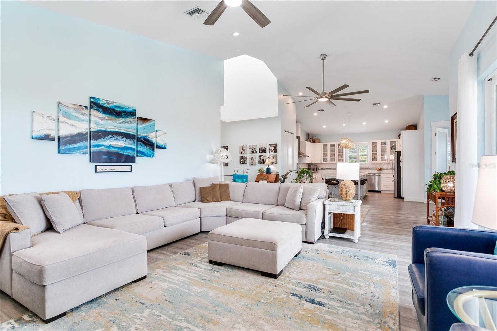 LONE PALM BEACH 2ND ADD - Residential