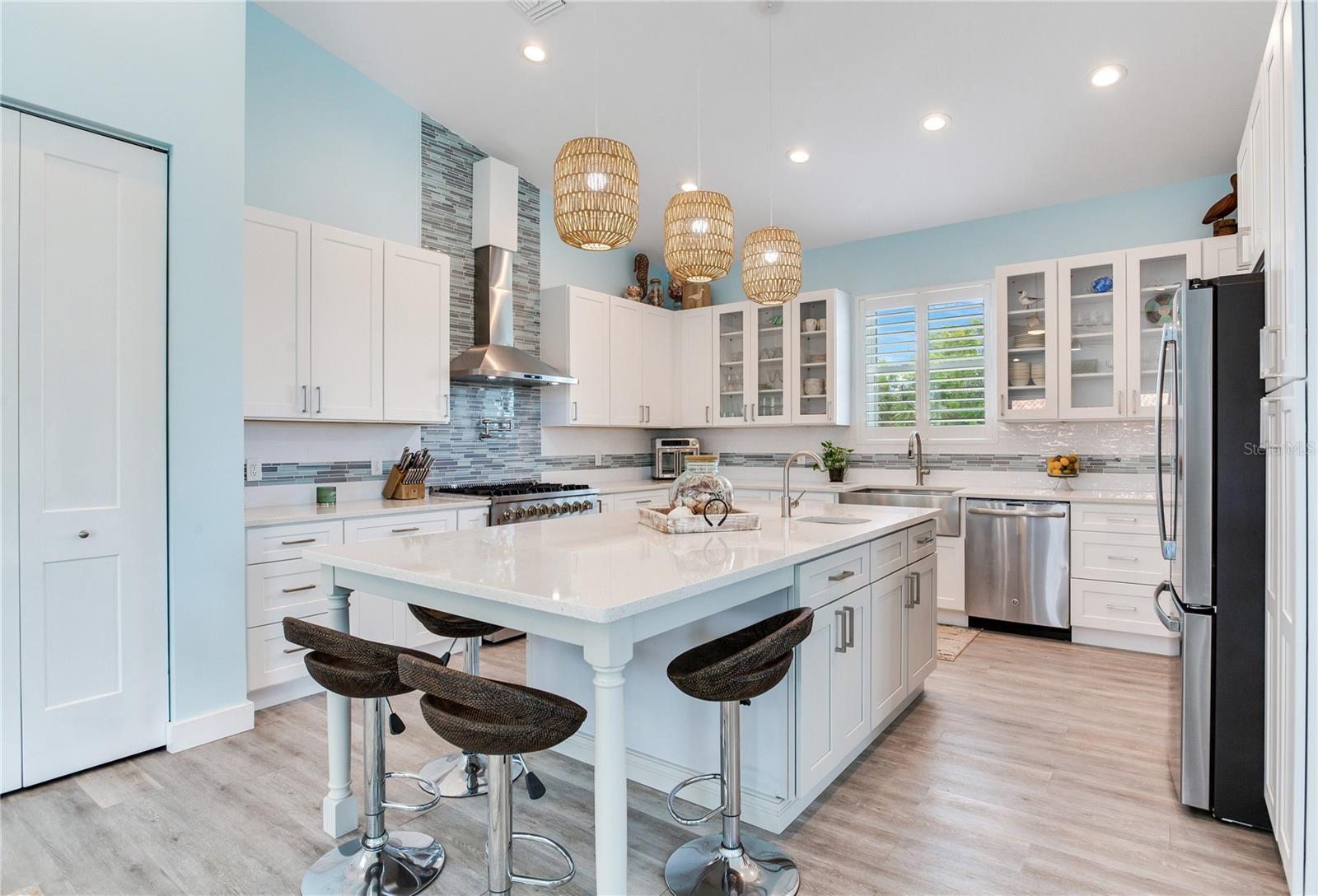 LONE PALM BEACH 2ND ADD - Residential