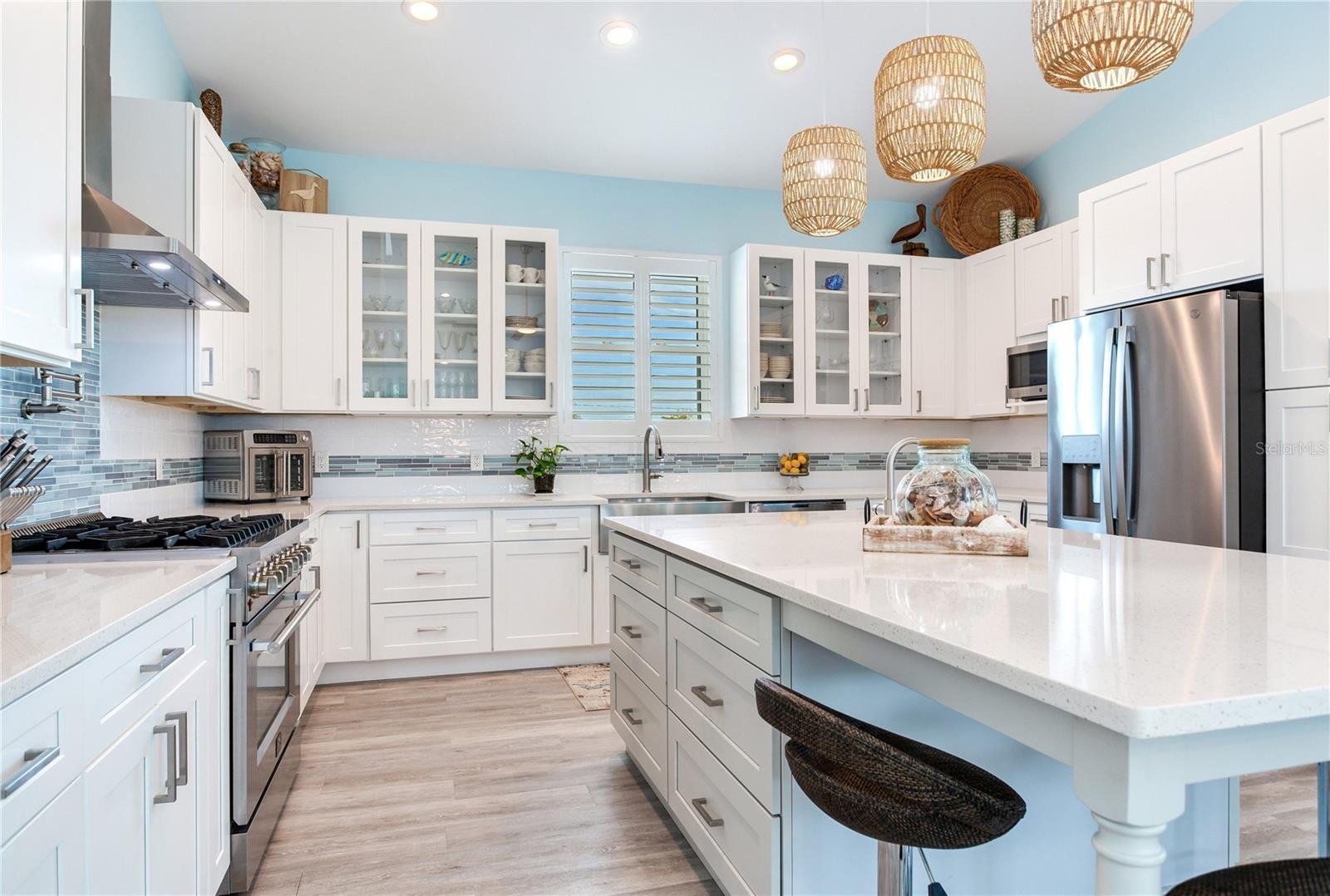 LONE PALM BEACH 2ND ADD - Residential