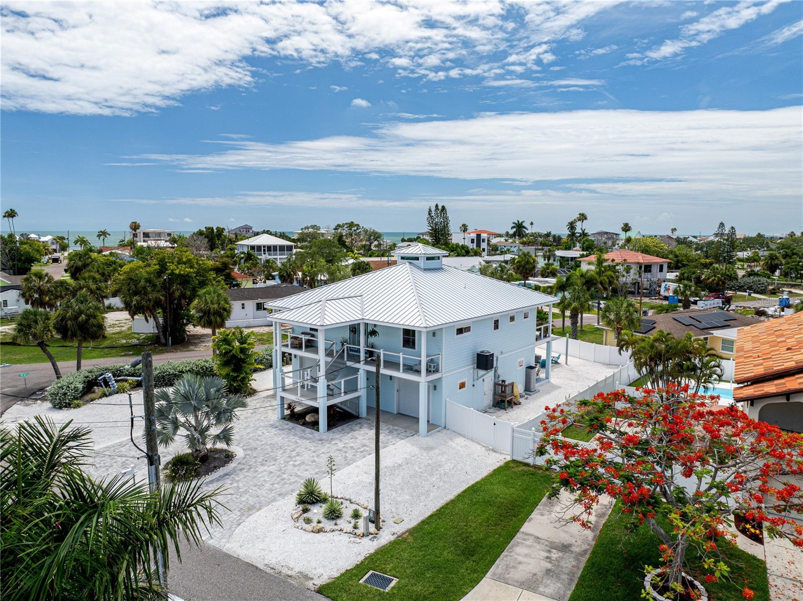 LONE PALM BEACH 2ND ADD - Residential