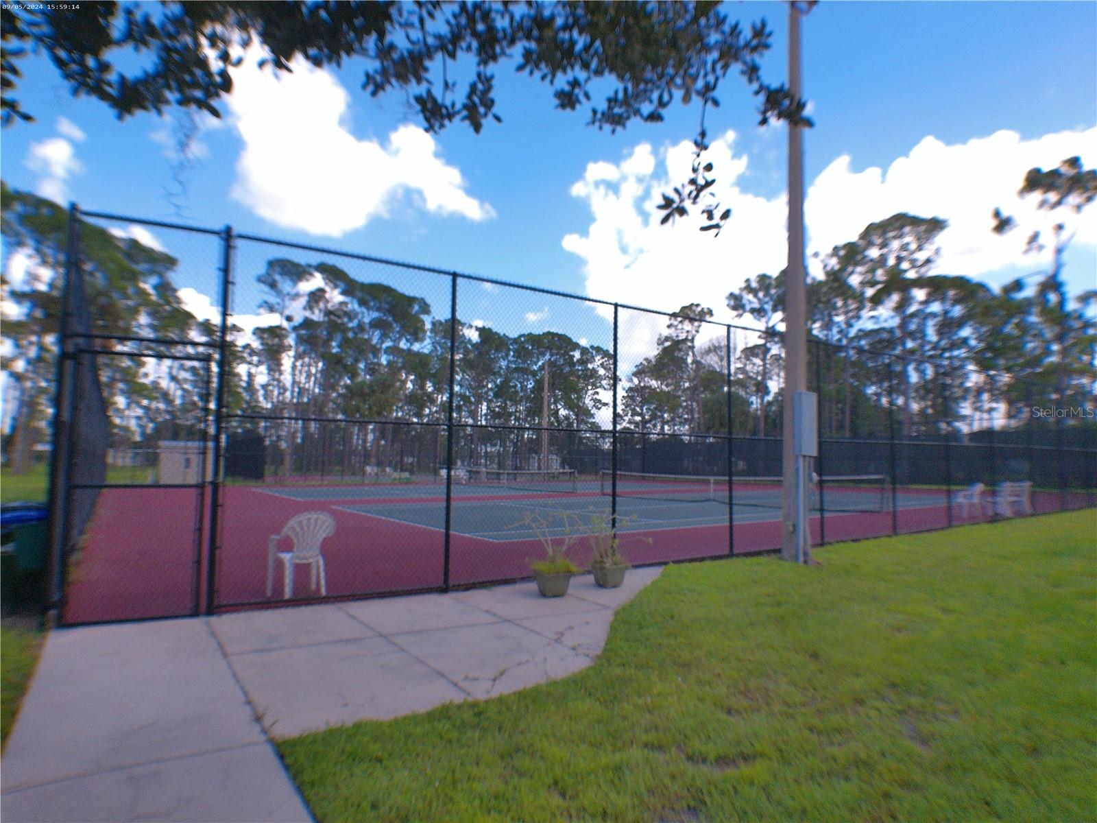HOLIDAY PARK 2 - Residential