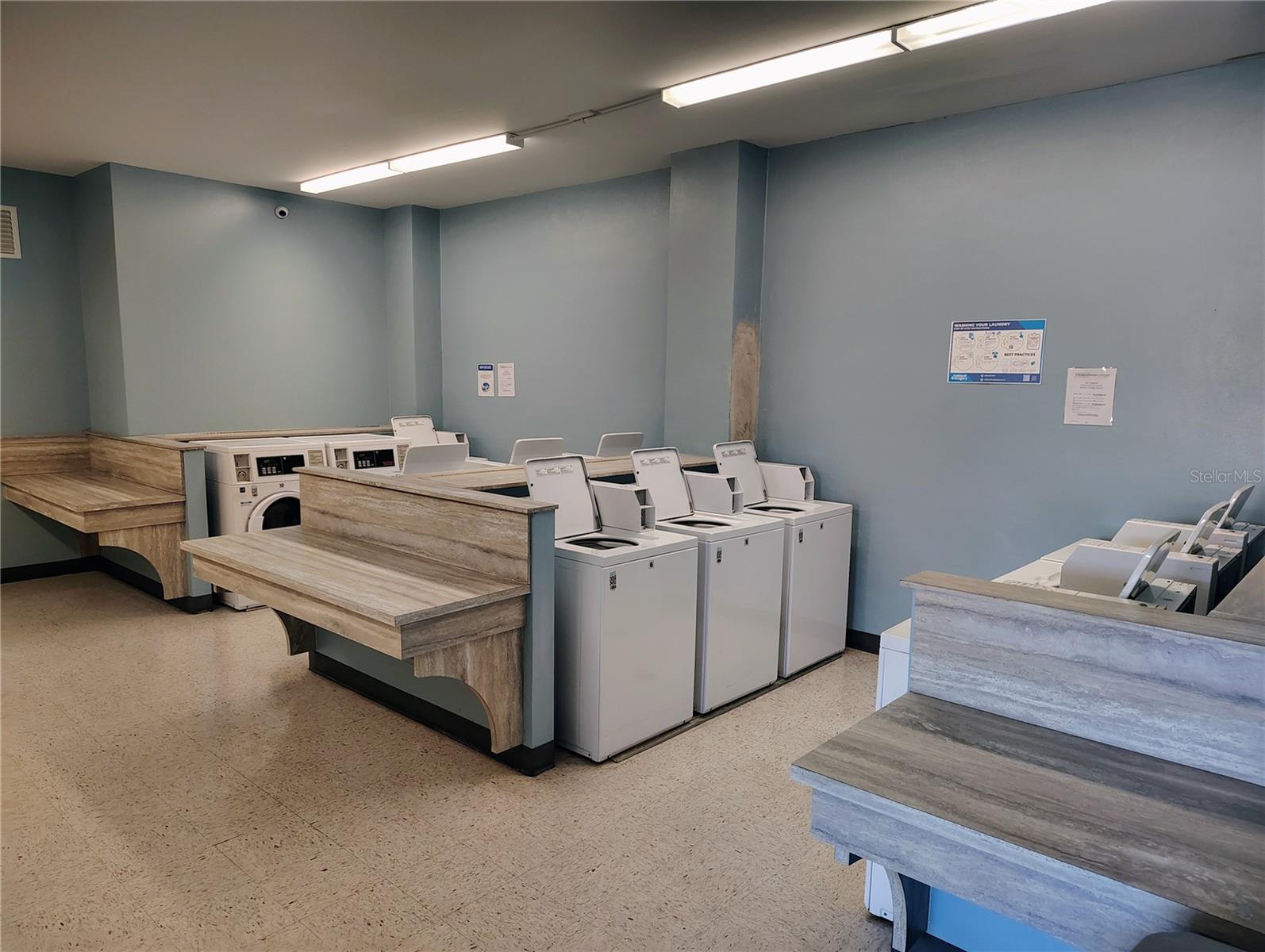 HOLIDAY PARK 2 - Residential