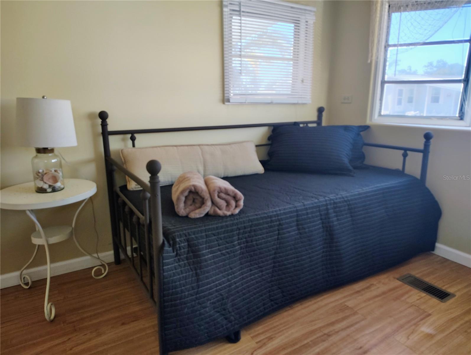 HOLIDAY PARK 2 - Residential